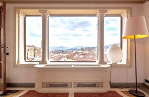 Interior - BENCI TERRACE - Three Bedroom Apartment, Sleeps 6 (Florence)