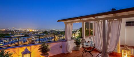 Apartment, 1 Bedroom | Terrace/patio