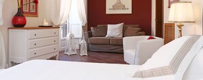 Apartment, 3 Bedrooms | 3 bedrooms, free WiFi, bed sheets