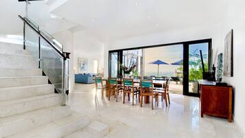 Luxury Villa, 4 Bedrooms, Ocean View | In-room dining