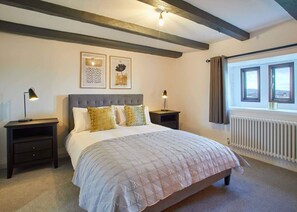 5 室のベッドルーム、アイロン / アイロン台、WiFi (無料)、ベッドシーツ