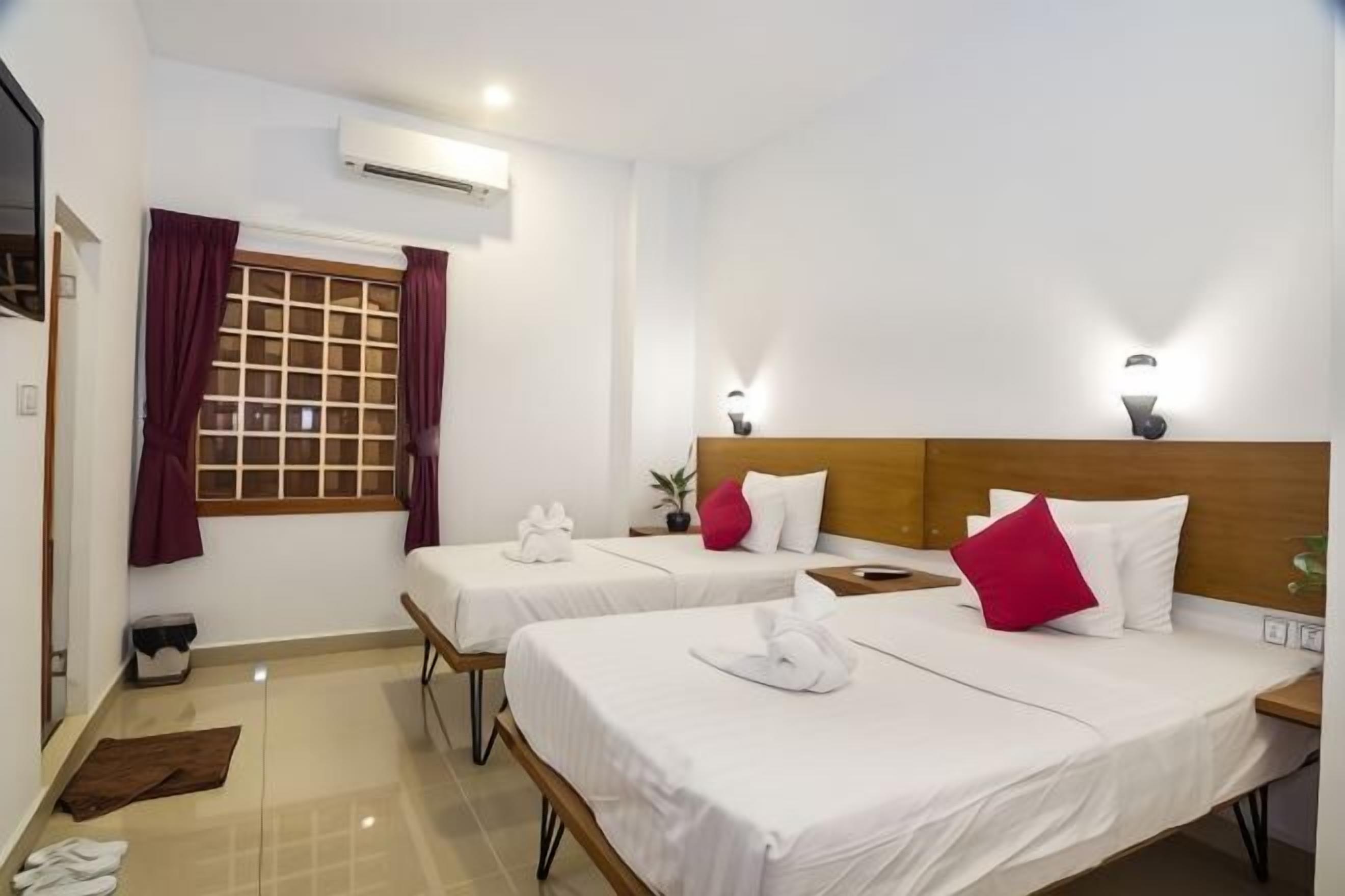 Free WiFi, bed sheets