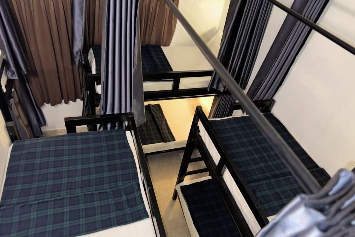 Bed In 10-Bed Mixed Dormitory (Mixed Gender)