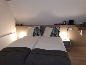 Camera Deluxe con letto matrimoniale o 2 letti singoli, bagno condiviso (Kwintelooijen) | Biancheria da letto di alta qualità, cassaforte in camera