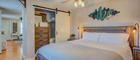 House (1 Bedroom) | 1 bedroom, iron/ironing board, bed sheets