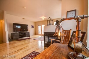 Villa (2 Bedrooms) | Living room