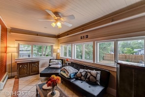 Maison (3 Bedrooms) | 3 chambres, literie de qualité, couette en duvet, décor unique