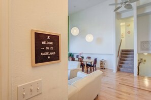 Lobby-Lounge
