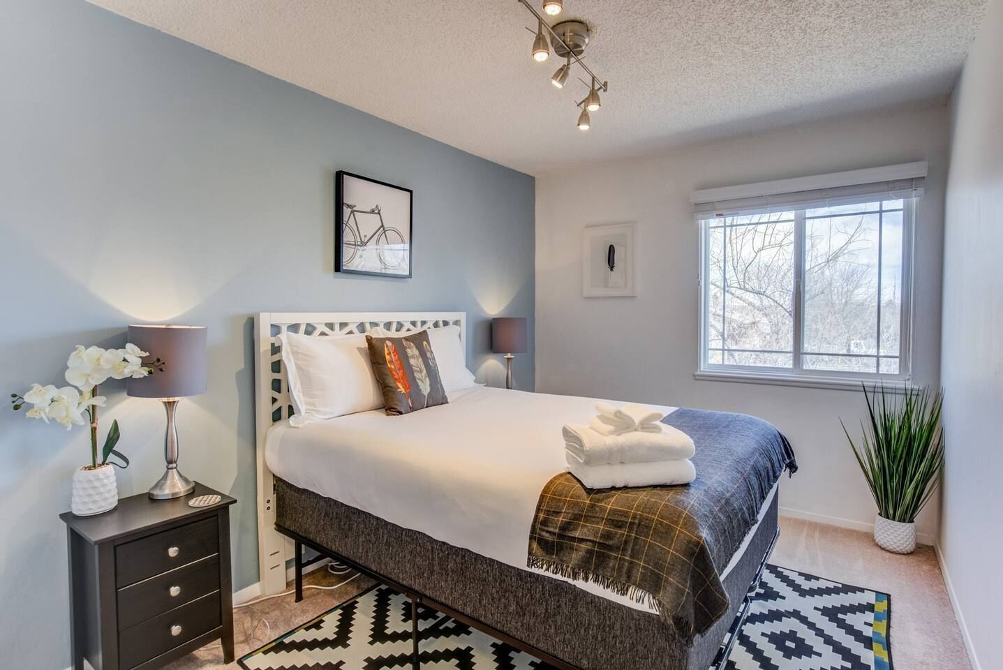 Casa (4 Bedrooms) | 4 quartos, ferros/tábuas de passar roupa, roupa de cama