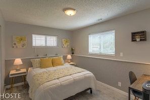 Apartment (2 Bedrooms)