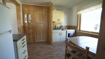 Cabane, salle de bains privée (2) | Cuisine privée | Cafetière/bouilloire, bouilloire électrique
