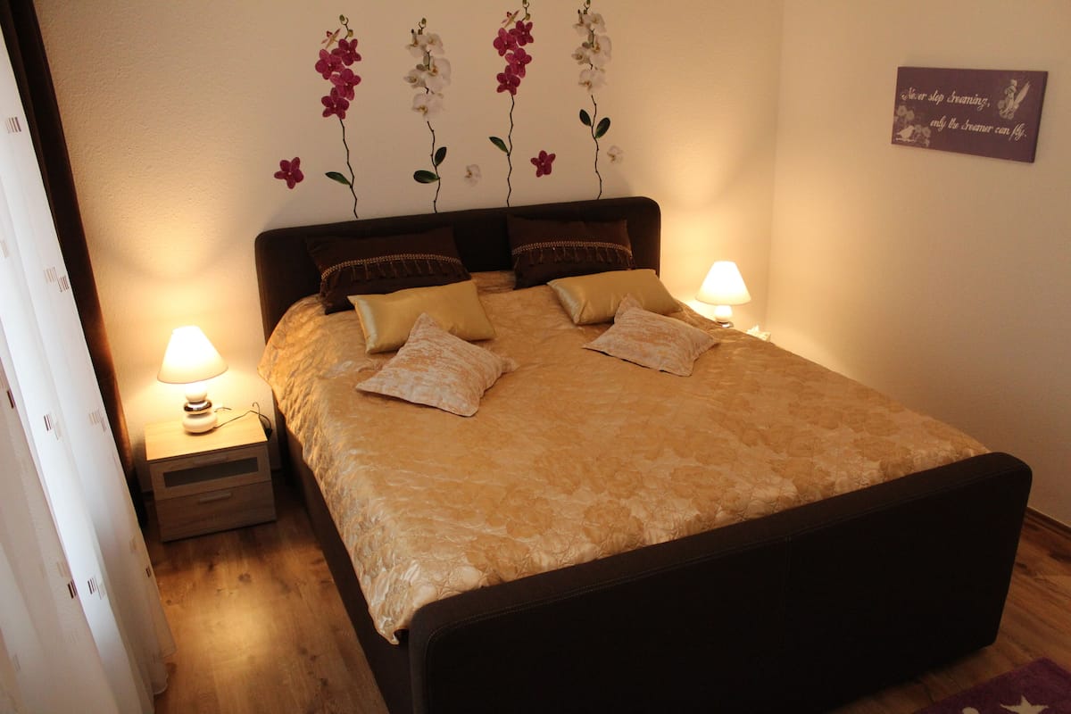 apartman (Zaitoune, Lahnstraße 52) | 1 hálószoba, hangszigetelés, vasaló/vasalódeszka és ingyenes wifi