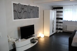 Apartamento (Novanus, Römerstraße 26) | Televisión