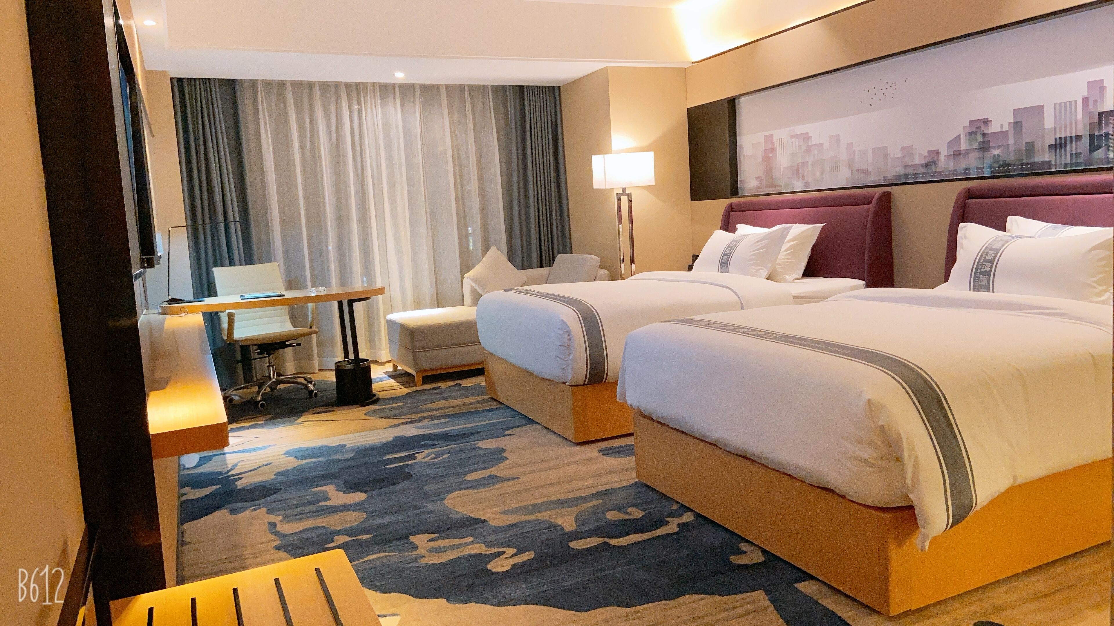 Deluxe Twin Room | Desk, blackout drapes, free WiFi, bed sheets