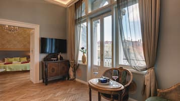 Presidential Apartment | Living area | 55-inch flat-screen TV with cable channels, Smart TV, Netflix