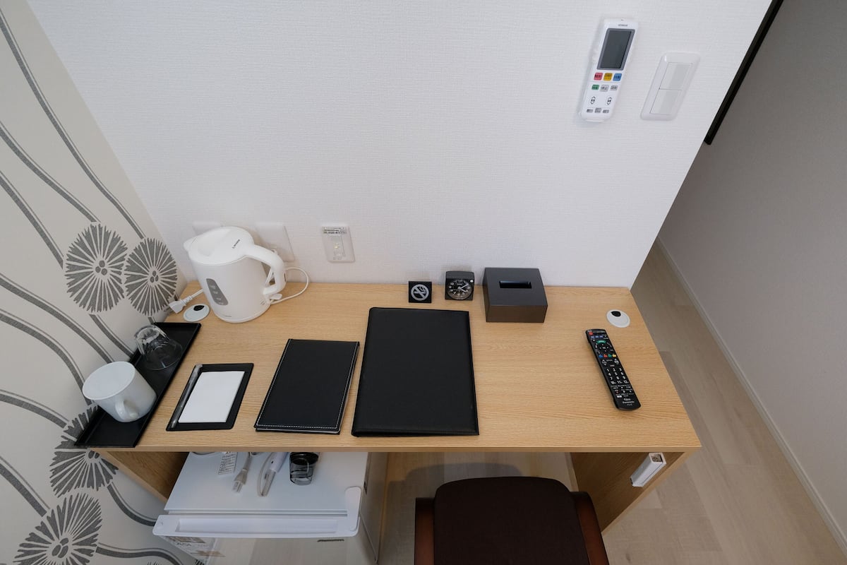 标准单人房 | 办公桌、笔记本电脑工作区、隔音、免费 WiFi