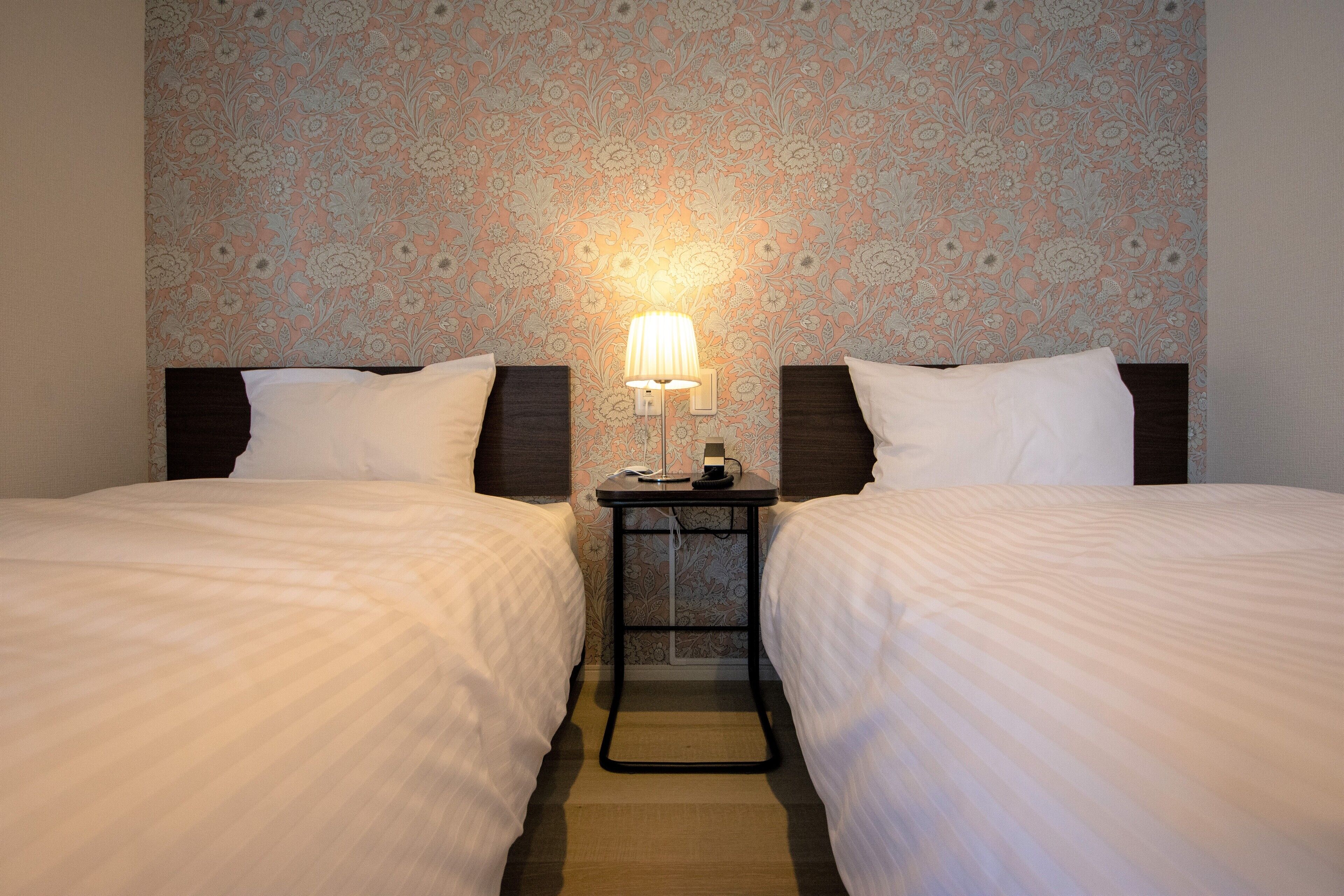 standard twin room | desk, laptop workspace, soundproofing, free wifi