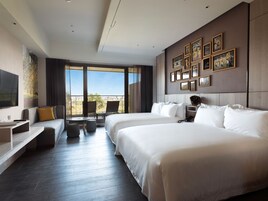 Brother Elephants Nostalgia Family Room | Hypo-allergenic bedding, down comforters, free minibar, in-room safe