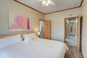 4 bedrooms, iron/ironing board, bed sheets - Pet-friendly 4 BR Family Stay Near Downtown (Colorado Springs)