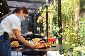 Food and drink - Platforma Design Hotel (Tbilisi)