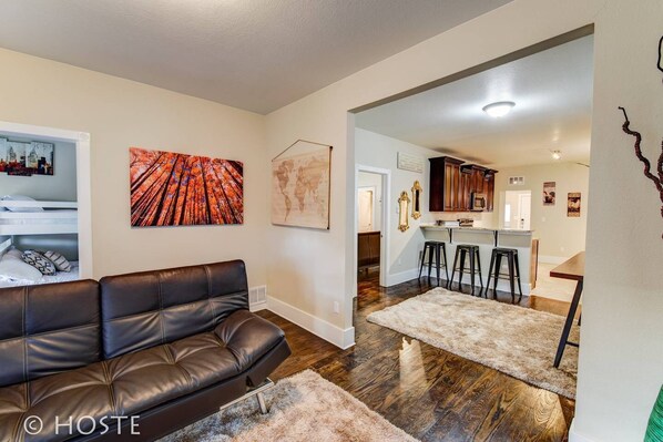 Casa (2 Bedrooms) | Soggiorno | TV