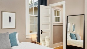 하우스 (2 Bedrooms) | 2 개의 침실, 다리미/다리미판, 침대 시트