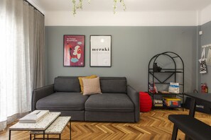 Apartment, 2 Schlafzimmer | Wohnzimmer
