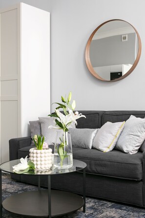 Junior Suite (Lisbon) | 1 bedroom, in-room safe, soundproofing, iron/ironing board - Sodispar Szpitalna Old Town Apartments (Kraków)