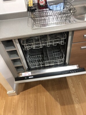 Dining tables - The Swan E3- Olympic Village, westfield, Central (London)