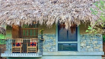 Mặt tiền nơi lưu trú