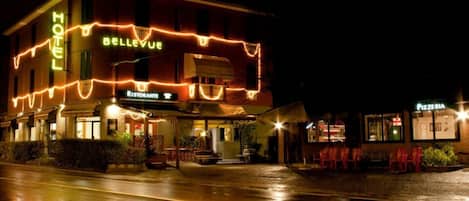 Front of property - evening/night