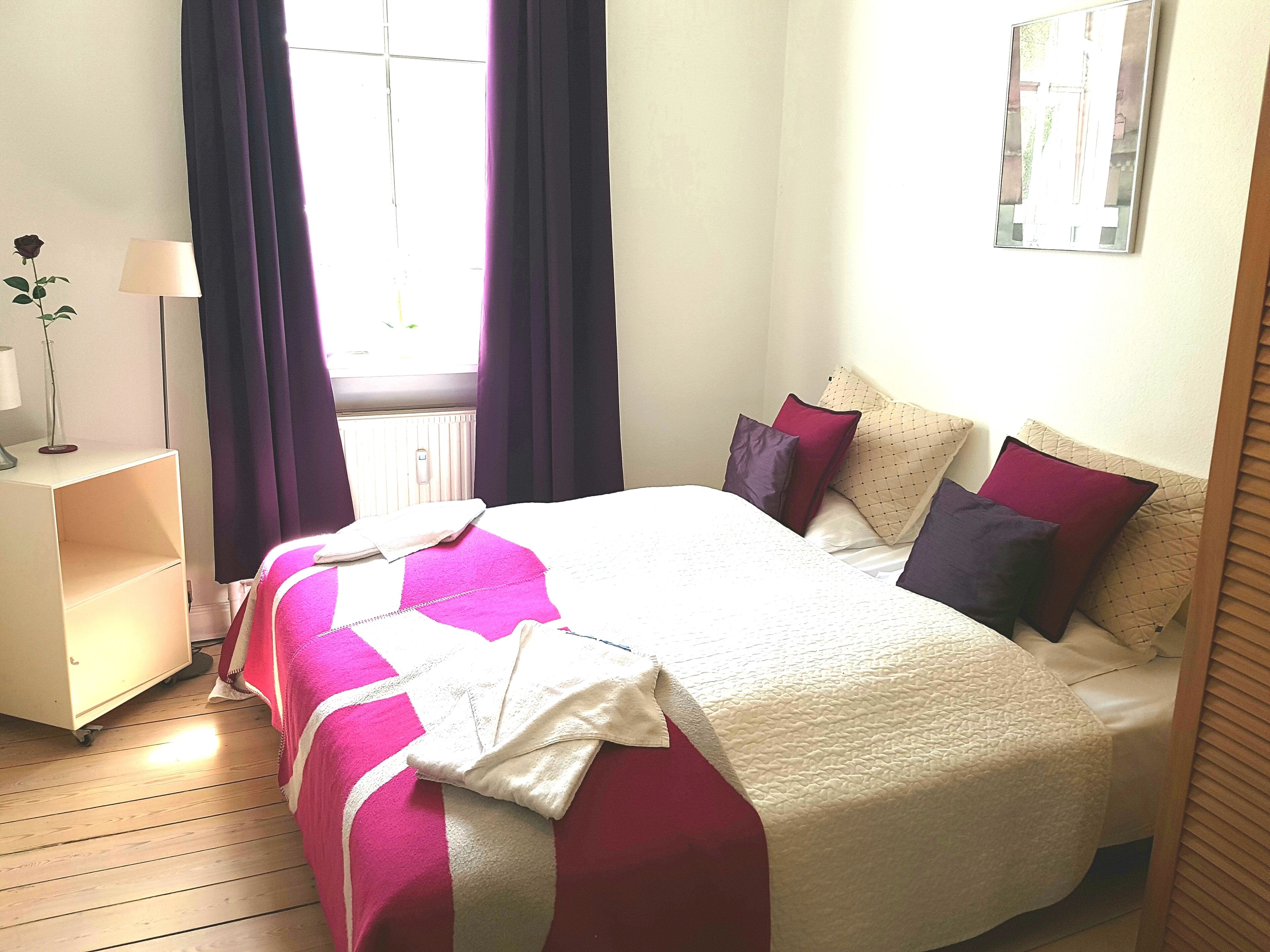 Departamento clásico, 3 habitaciones, 2 baños | 3 habitaciones, decoración personalizada y muebles diferentes 