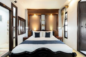 Blackout drapes, rollaway beds, free WiFi, bed sheets - Cheva Gallery Boutique Hotel (Chiang Mai)