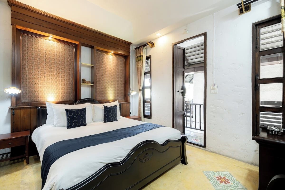 Superior Double Room | Blackout drapes, rollaway beds, free WiFi, bed sheets