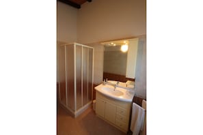 Bathroom - Il Viaggiolo (Foiano della Chiana)