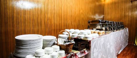 Desayuno estilo bufé