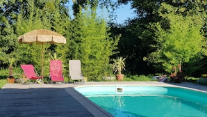 Outdoor pool - Domaine de Chantoiseau (Saint-Pierre-des-Échaubrognes)