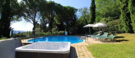Villa - 6 sovrum - privat pool | Bubbelbad