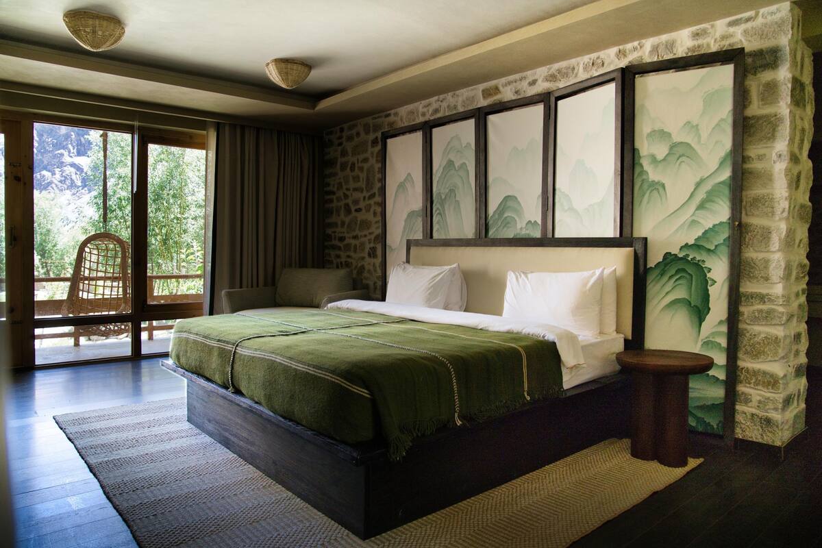 Chambre Double Supérieure, 1 chambre, vue montagne, côté montagne