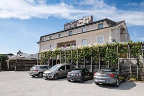 Exterior - Hotel Kunst (Krsko)
