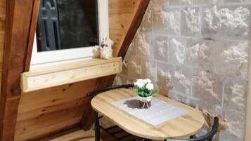 Studio Suite | Living area