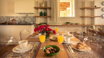 Petit déjeuner buffet