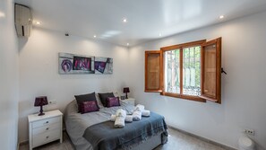 3 bedrooms, iron/ironing board, travel cot, WiFi - Casa Cameleon Coín by Ruralidays (Málaga)