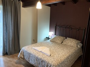 Doppelzimmer, Gemeinschaftsbad | Kostenloses WLAN, Rollstuhlgeeignet