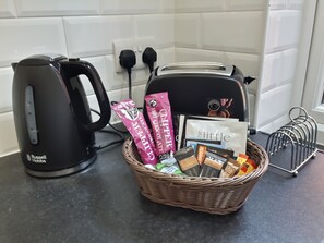 قهوة و/أو ماكينة صنع القهوة