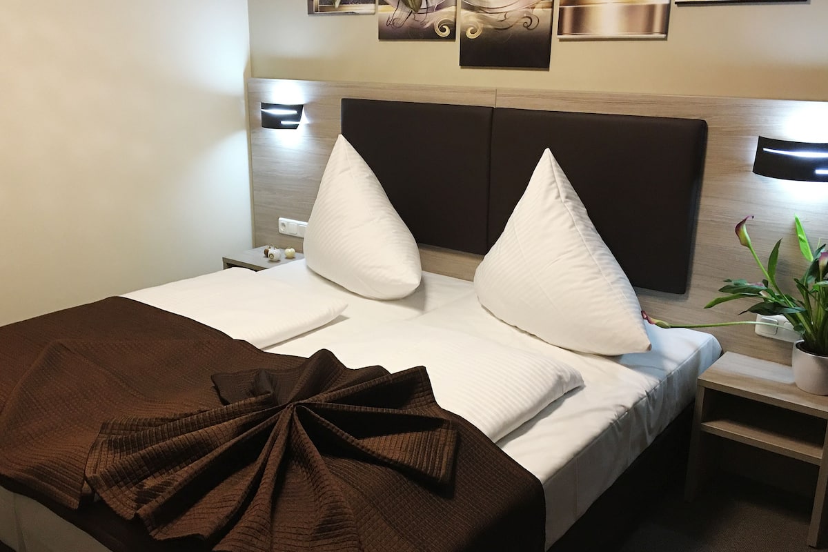 double room | 1 bedroom, desk, soundproofing, free wifi