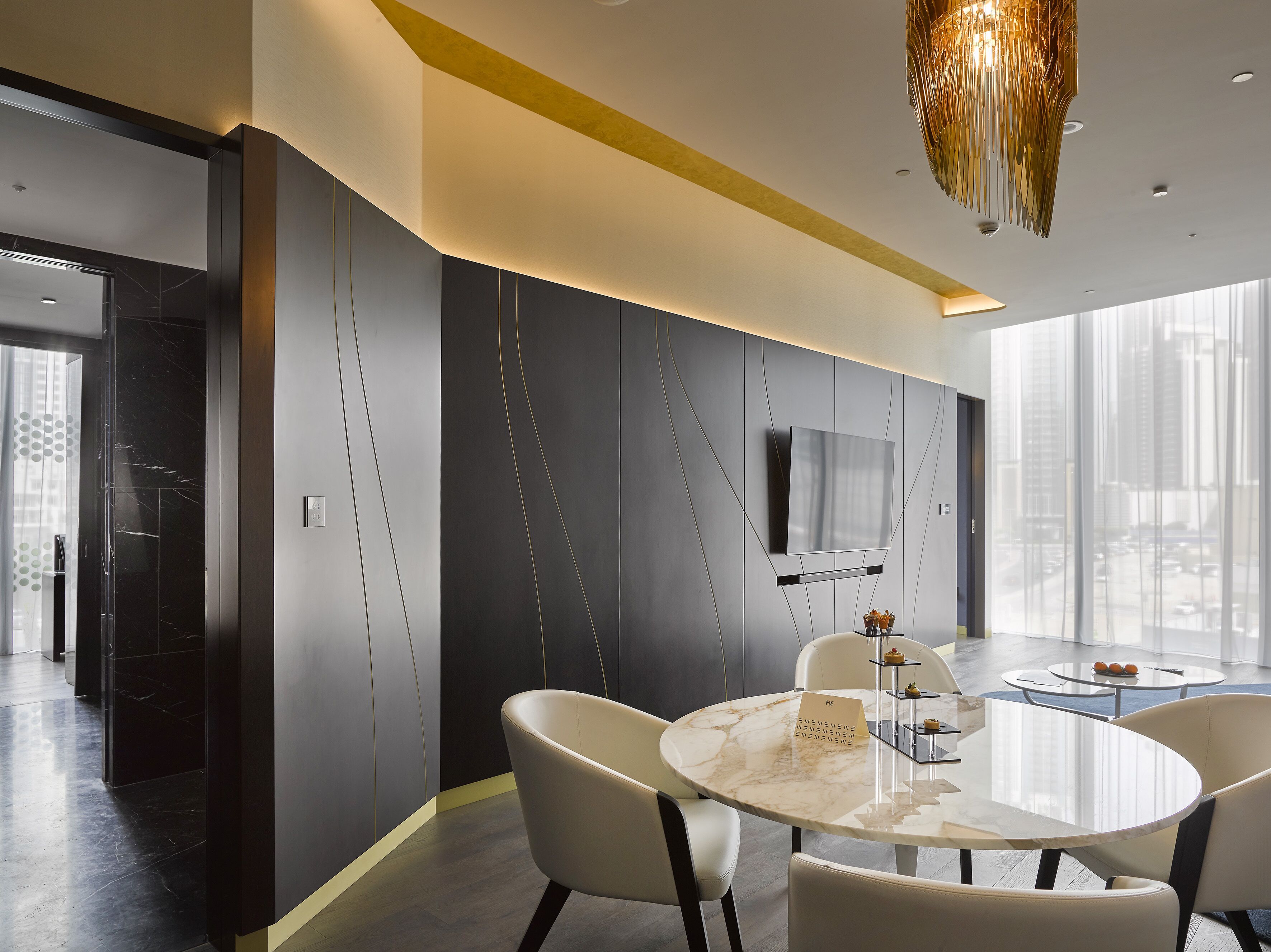 Suite me. Suite me. Me dubai by melia. You and me by cocoon maldives. Suite me.