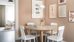 Comfort Apartment (Kammer) | In-room dining - BodenseeApartments (Friedrichshafen)