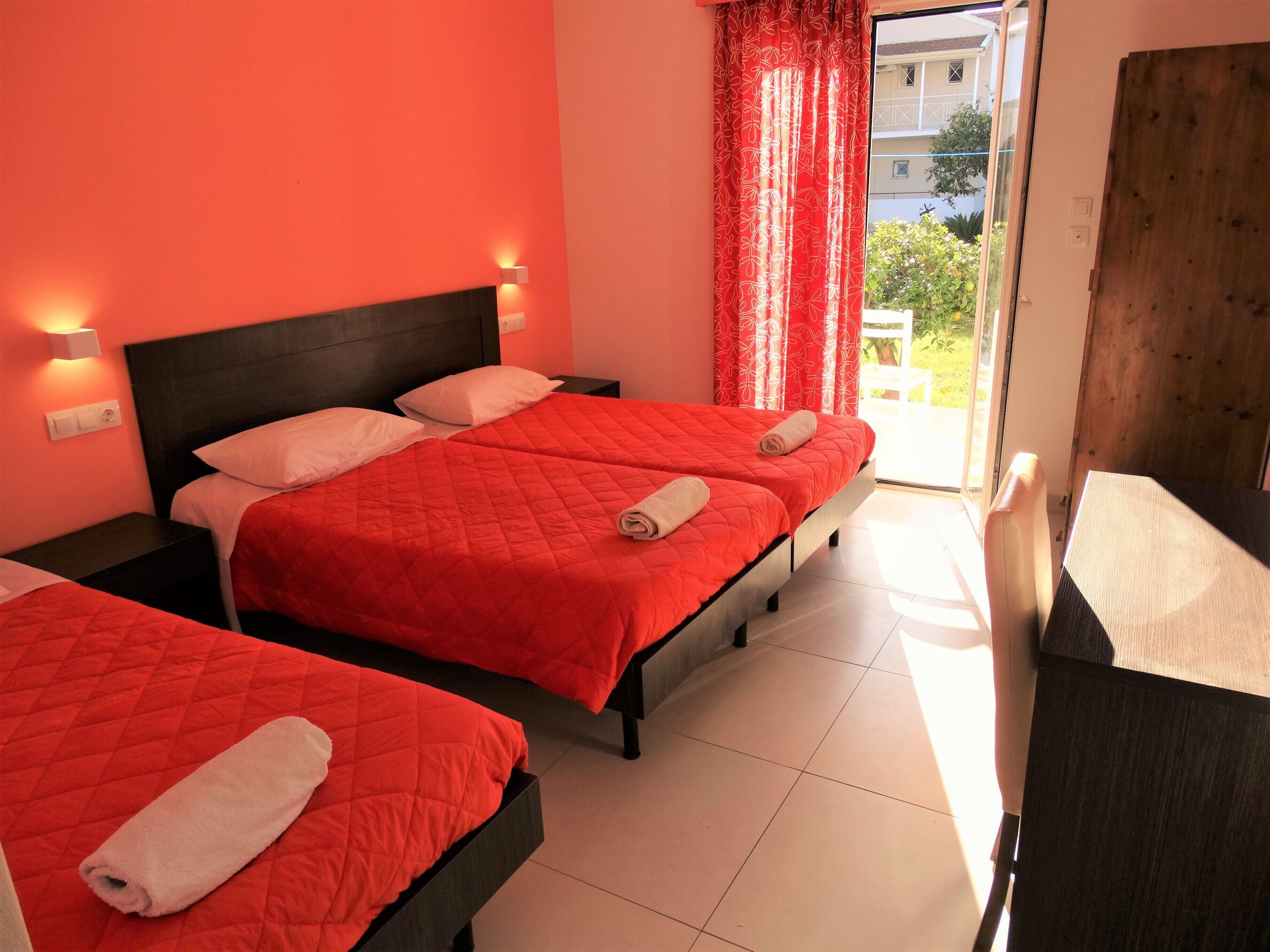 In-room safe, free WiFi, bed sheets