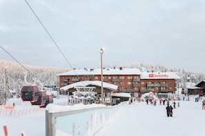 A ski resort with a red-roofed building labeled "Rural Resort Valley."